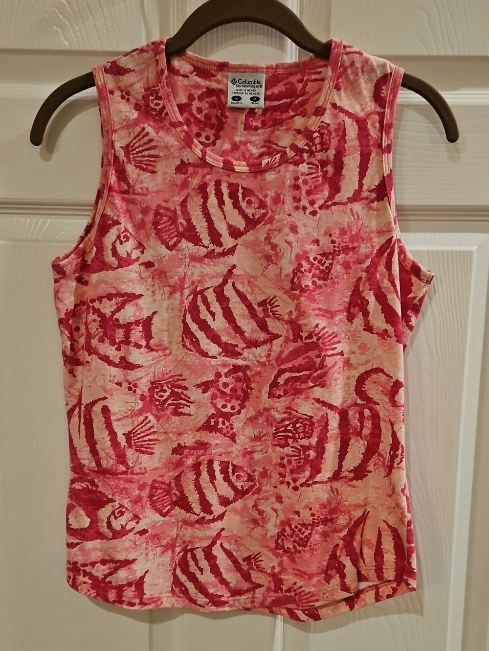 Columbia Pink Fish Pattern Sleeveless Tank